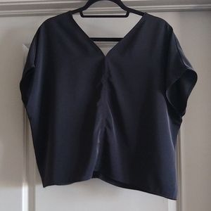 Oak + Fort Minimalist Black Top